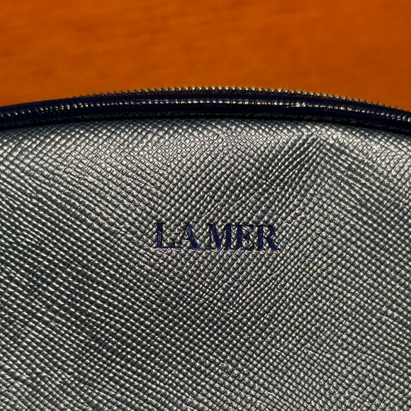 La Mer Cosmetic Bag - Picture 5 of 11
